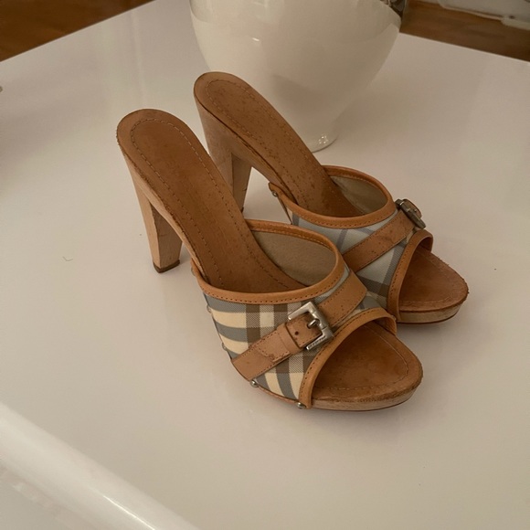 Burberry open toe wood heel clogs - Picture 1 of 10
